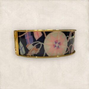 3/$20 SALE 🛒 Retro bracelet: Blue & pink bangle bracelet fun print & GT accents